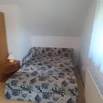 Valika Nyaralója Balatonkersztúr Apartament *