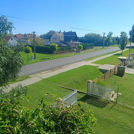 Appartement Valika Nyaraloja Balatonkersztur Balatonkeresztúr