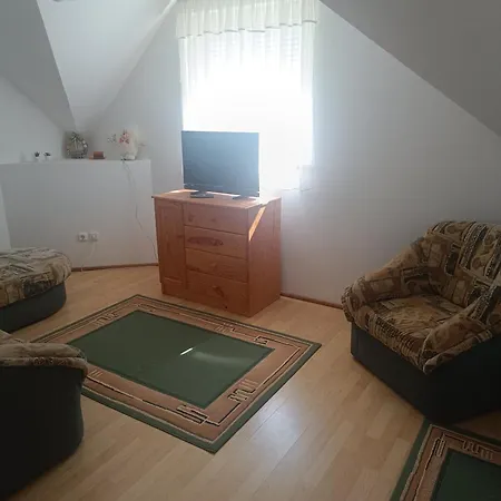 Valika Nyaralója Balatonkersztúr Apartament