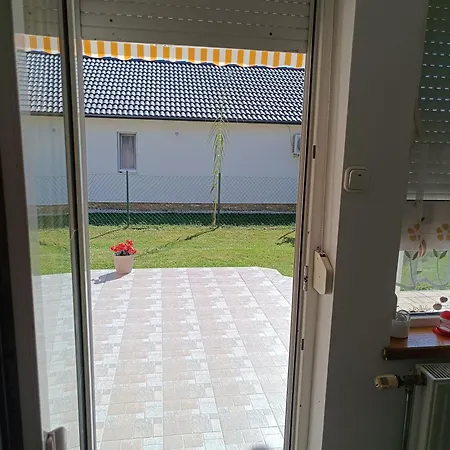 Valika Nyaralója Balatonkersztúr Apartament